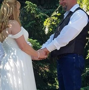 Meet your Posher, Sandy